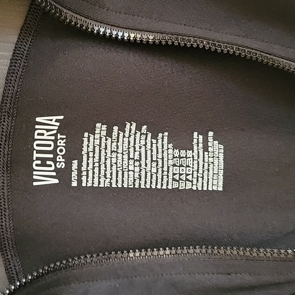 VS Jacket - Picture 2 of 4